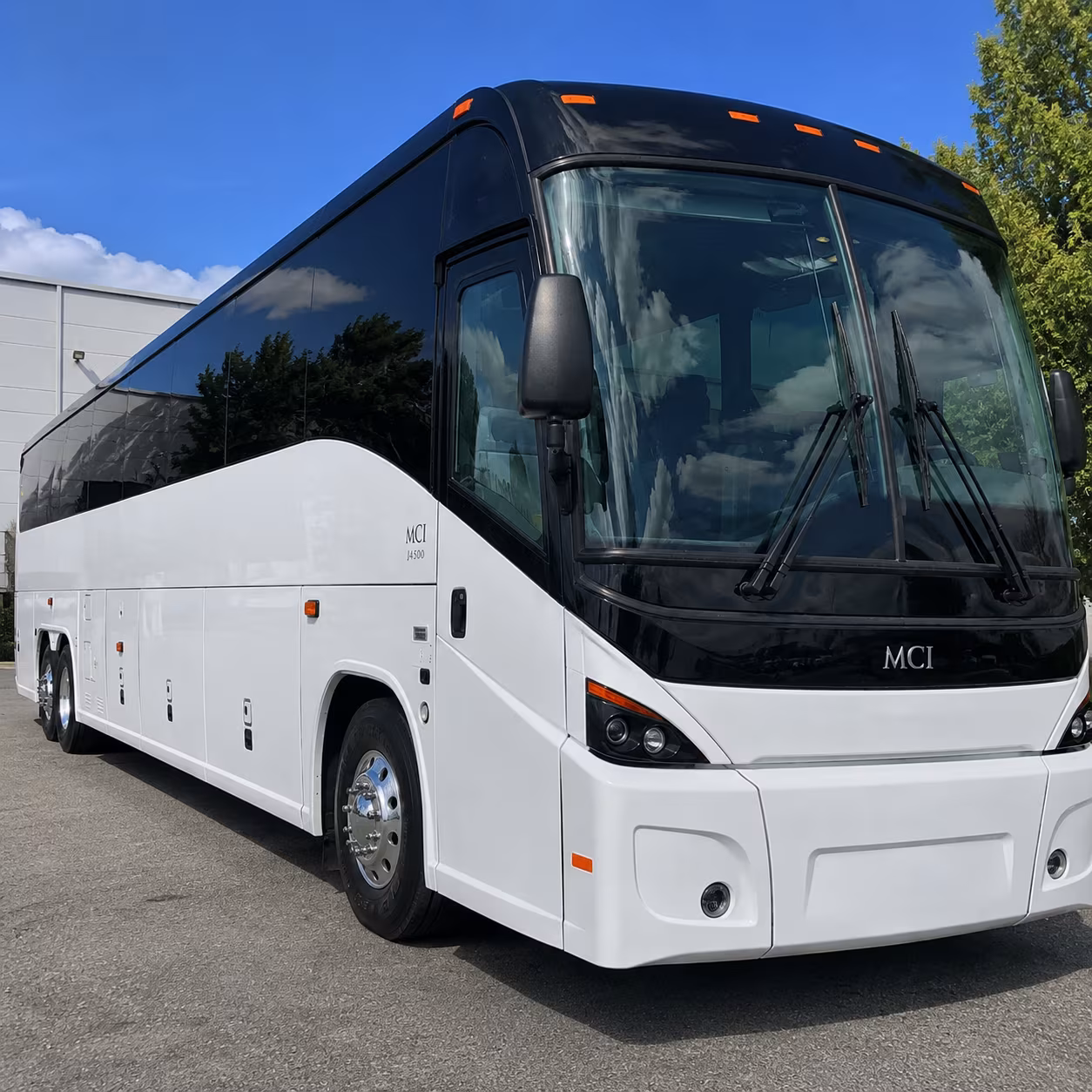 Bloomington Wedding Transportation & Shuttle Service