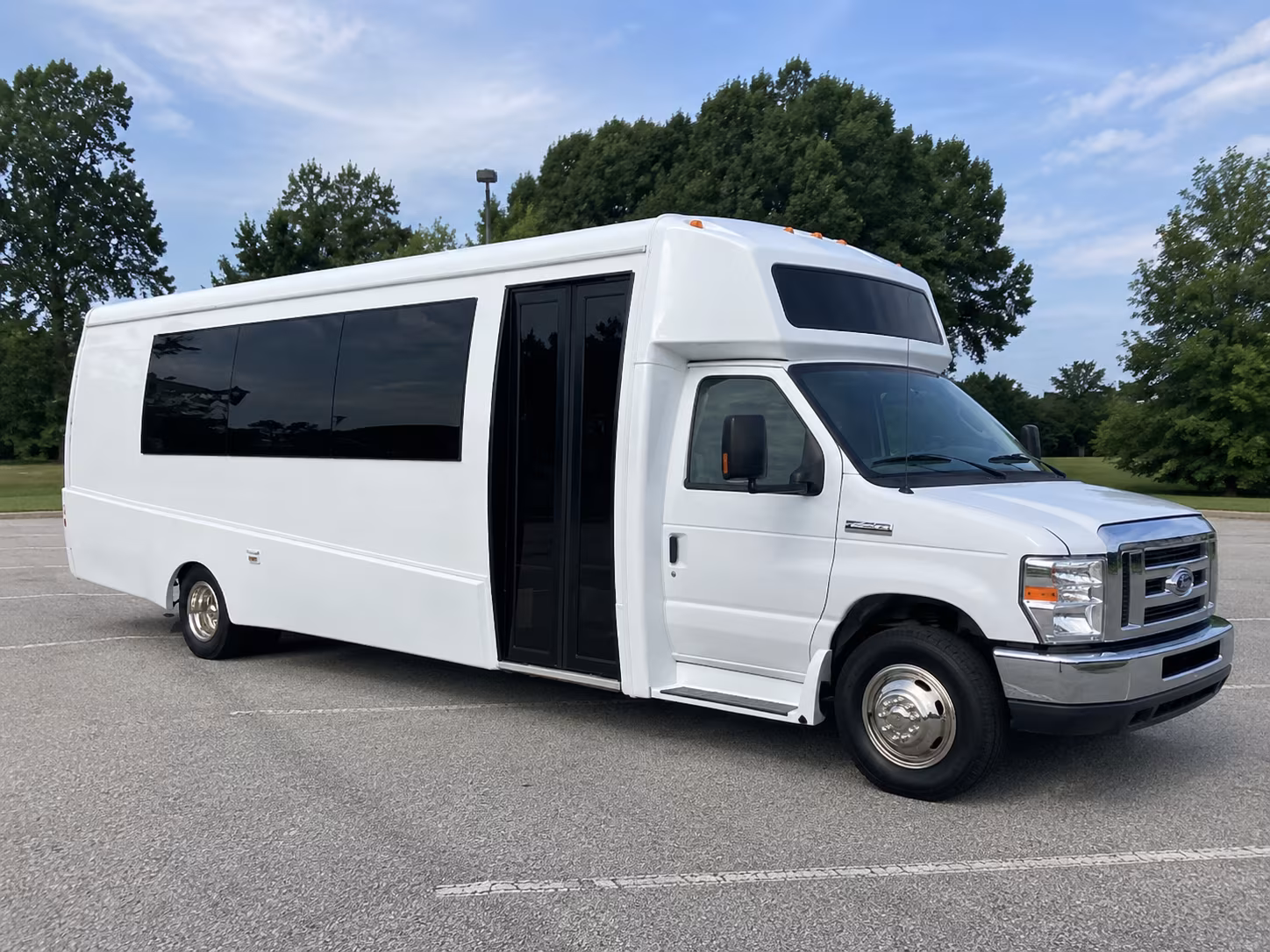 Eagan Birthday, Sweet 16, & Quinceañera Party Bus Rentals