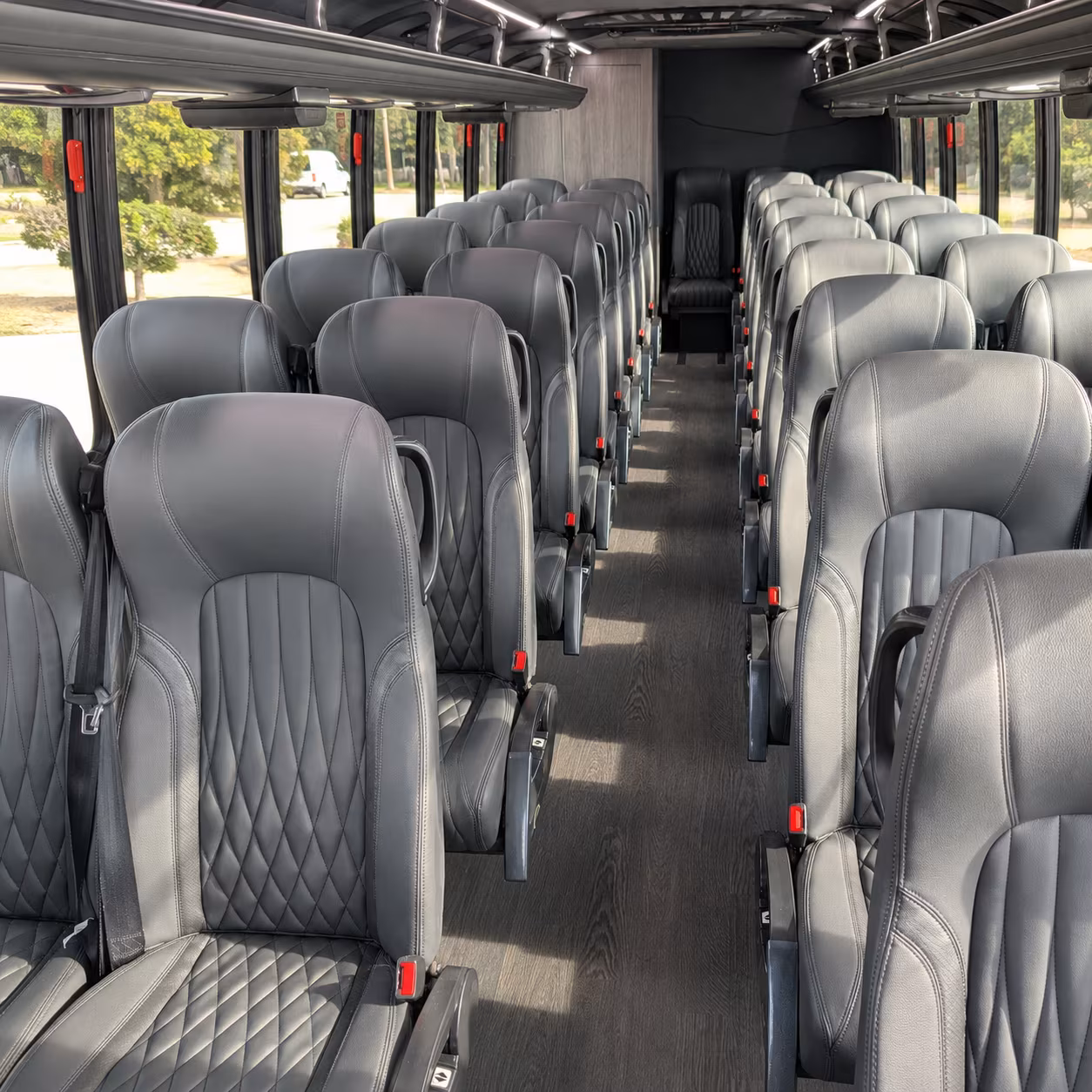 Minneapolis Airport Shuttle & Transportation party bus exterior