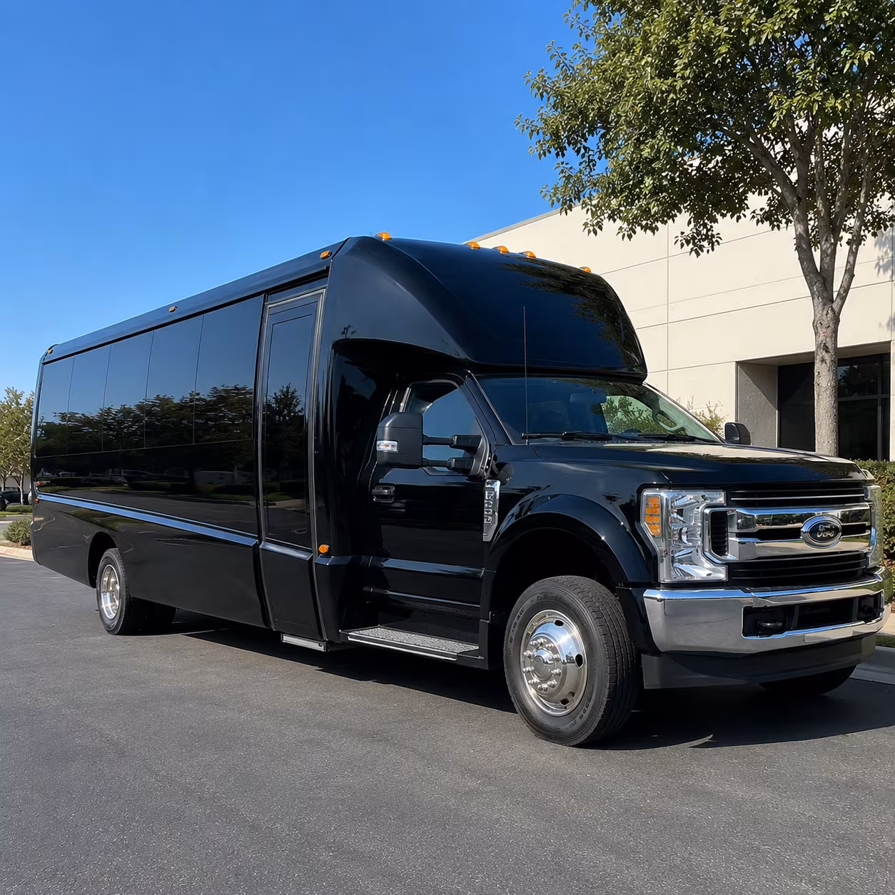 Minneapolis Airport Shuttle & Transportation party bus exterior
