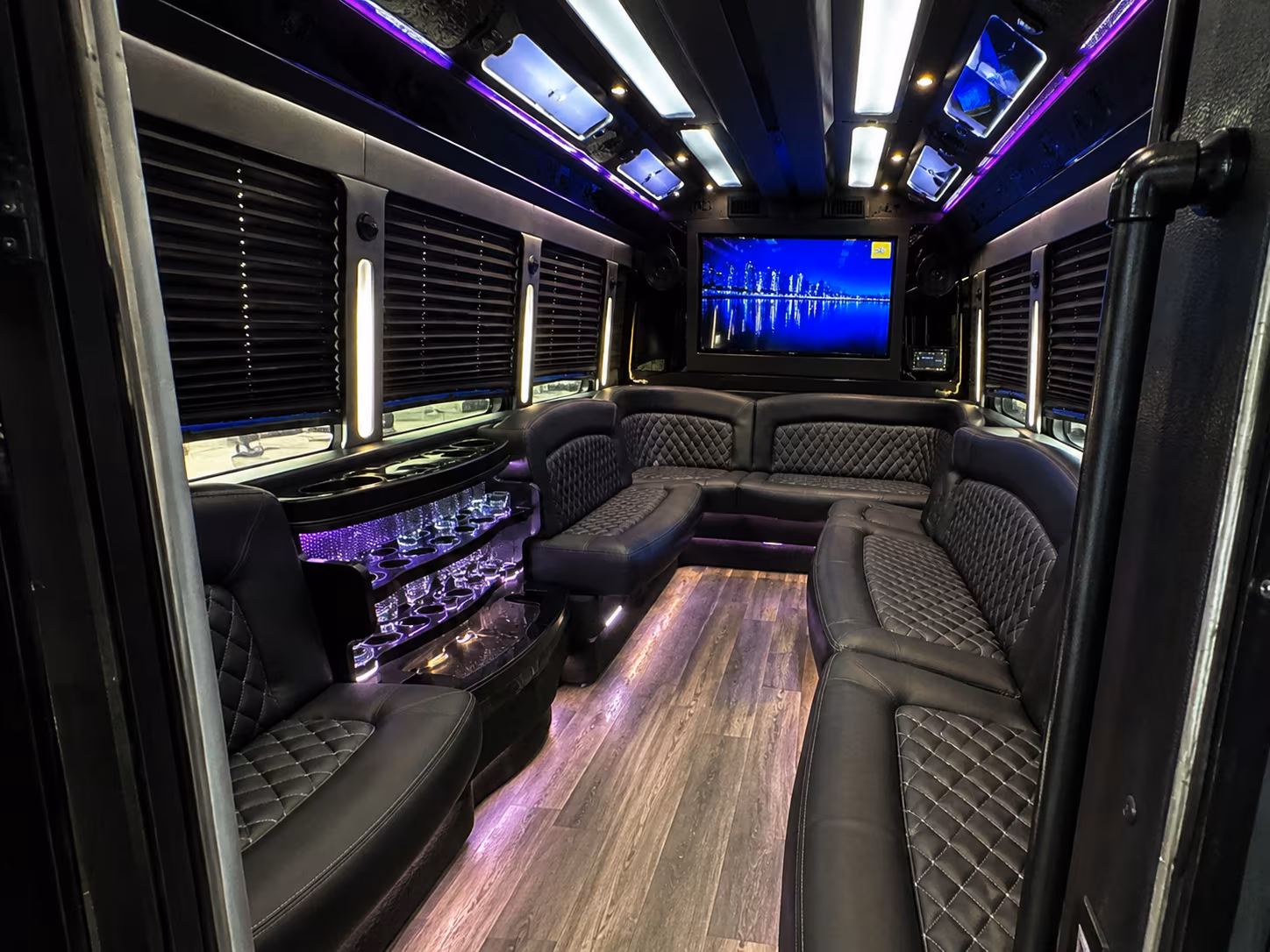 Minneapolis Birthday, Sweet 16, & Quinceañera Transportation party bus exterior