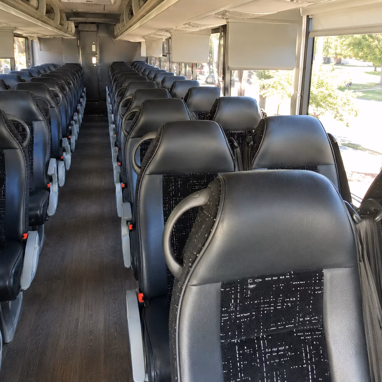 Minneapolis Corporate Transportation party bus exterior