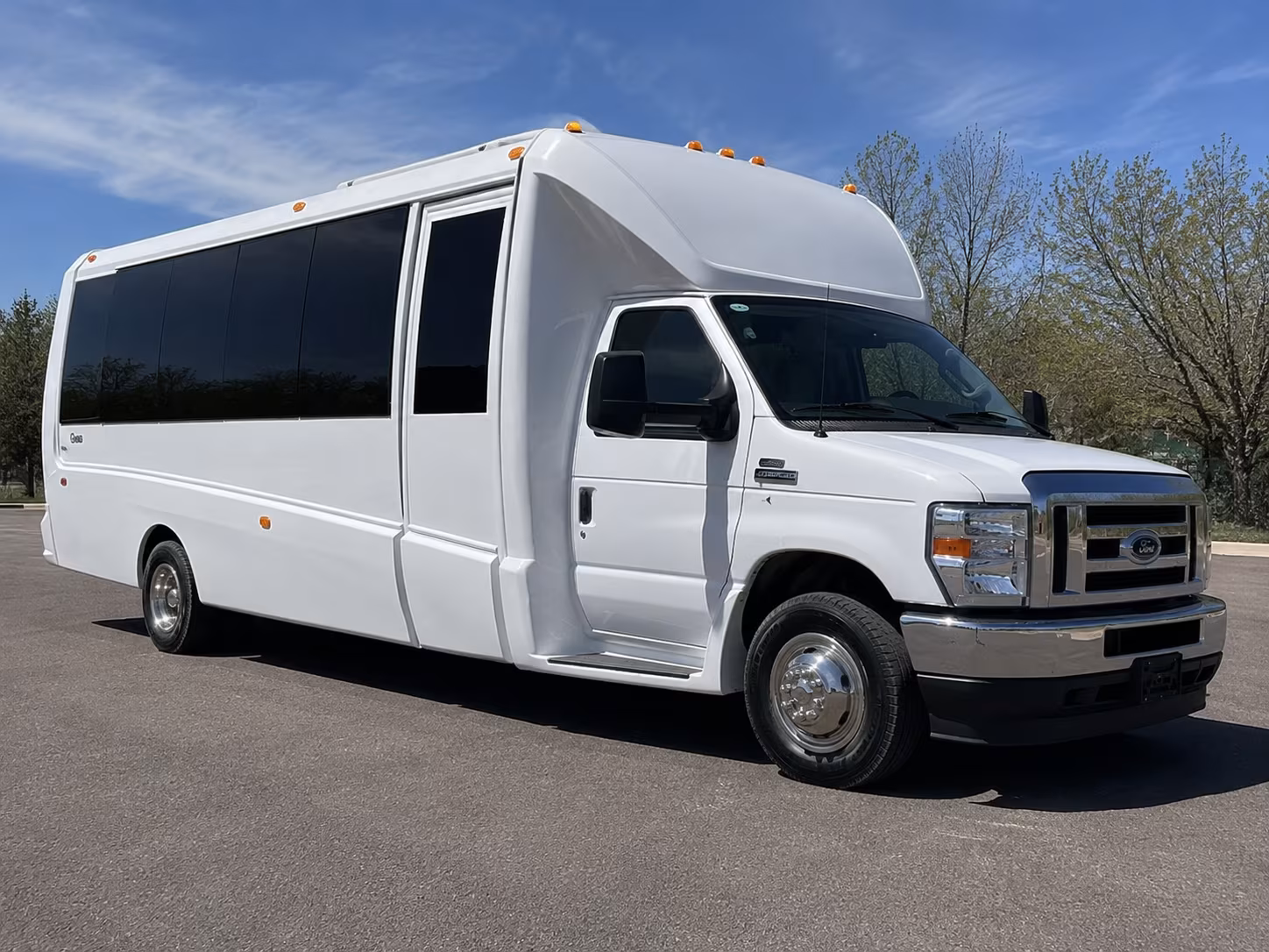 Minneapolis Wedding Transportation party bus exterior