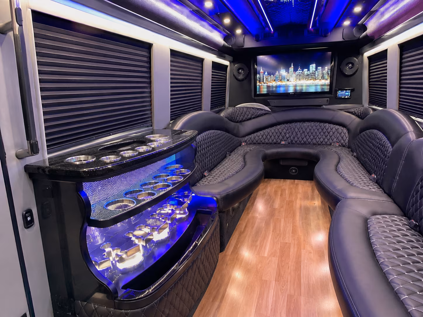 Minneapolis Winery Tour & Pub Crawl Transportation party bus exterior