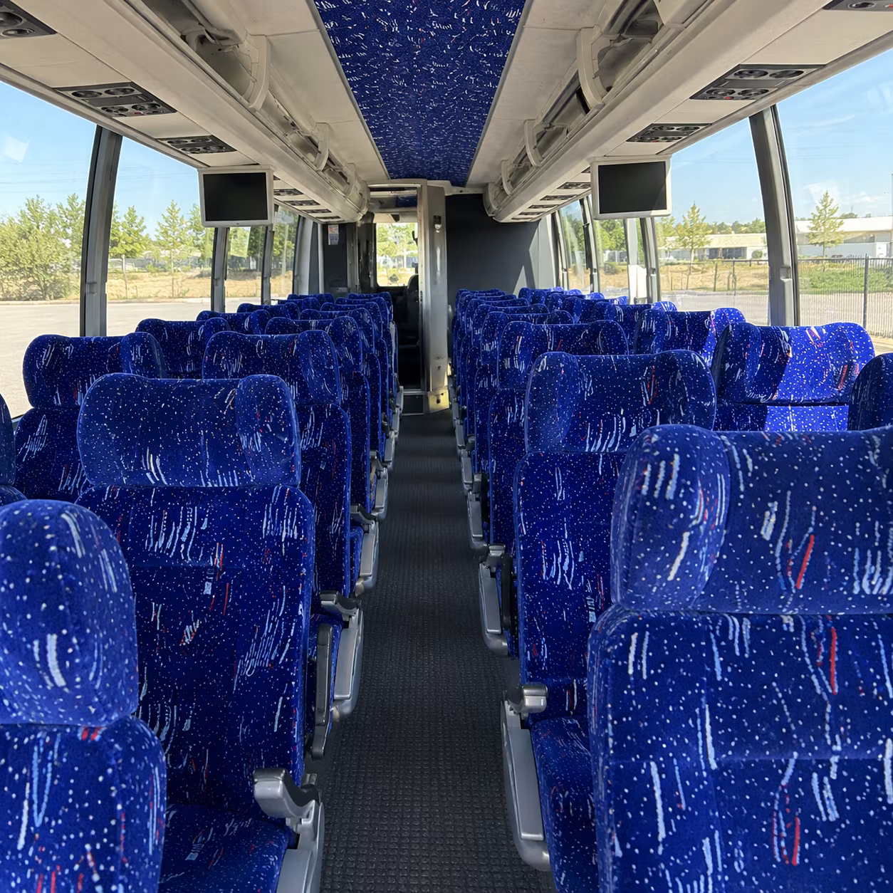 Minnetonka Wedding Transportation & Shuttle Service